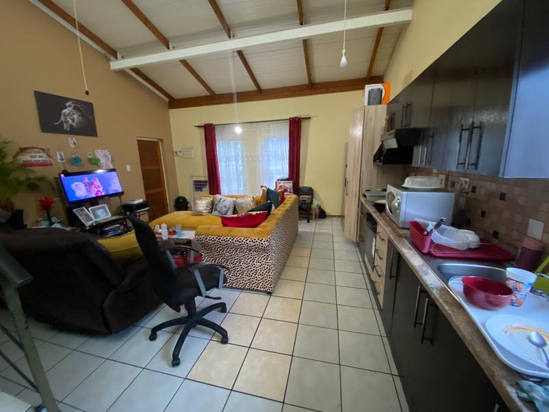 3 Bedroom Property for Sale in Maitland Western Cape